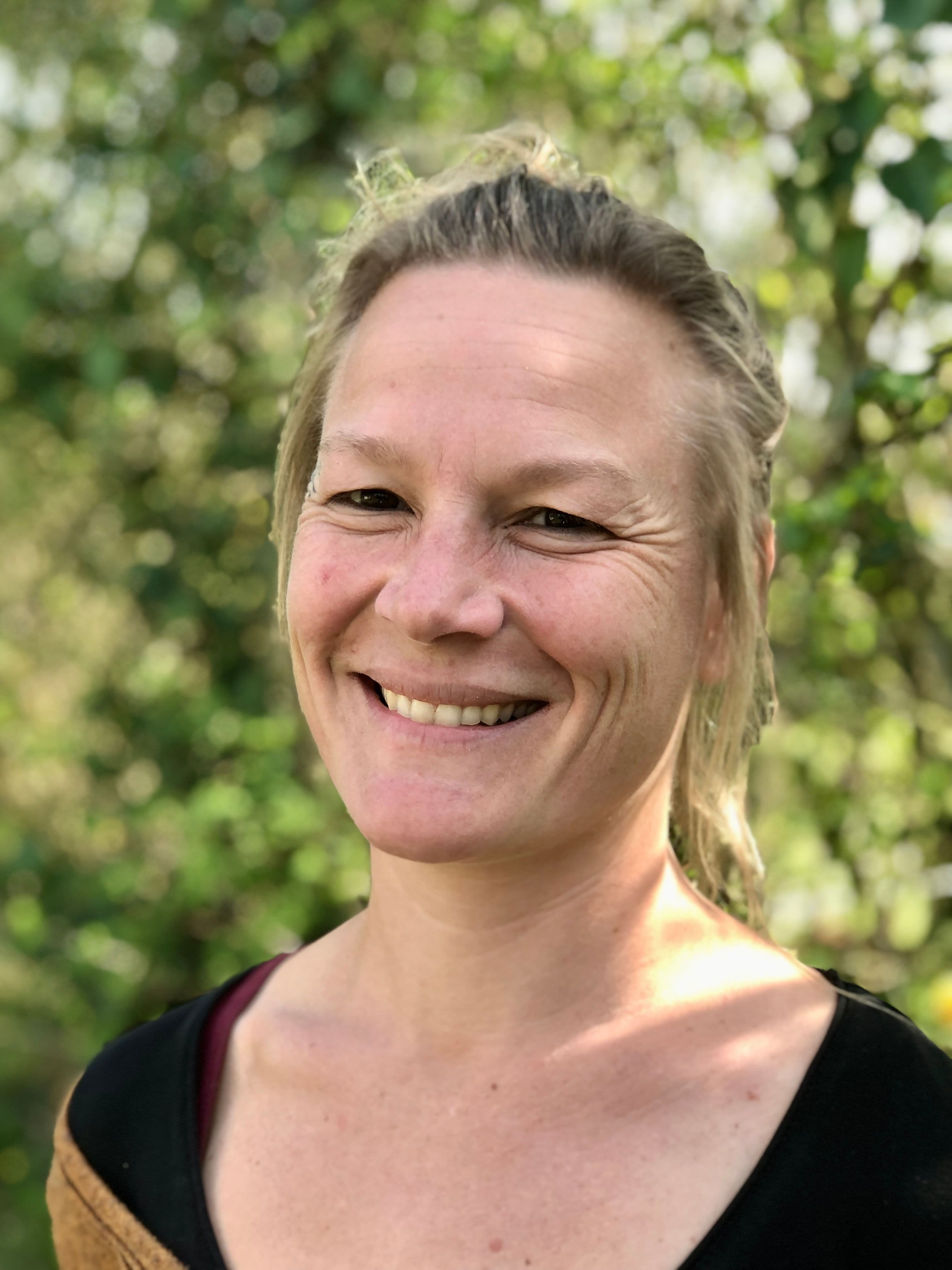 Élodie Loquet, praticienne en massage holistique, fondatrice de Naturel'O Massages